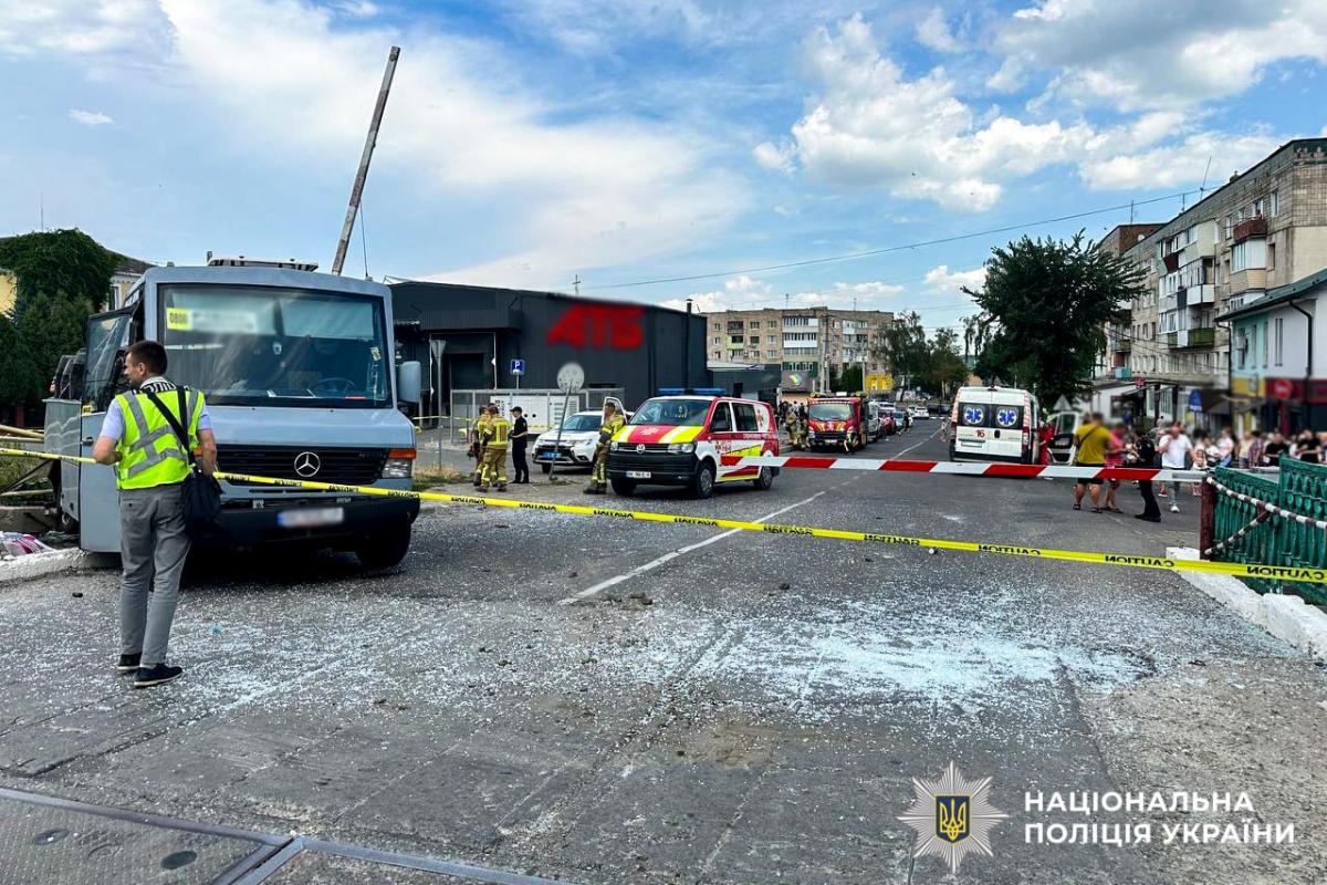Смертельне зіткнення потяга і маршрутки на Рівненщині