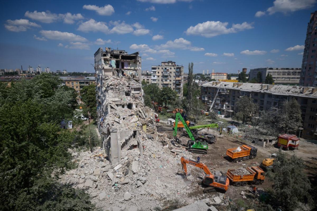 Наслідки удару по Києву 2 липня Наслідки удару по Києву 2 липня