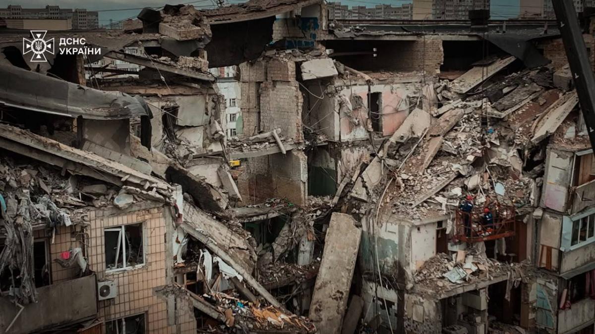 Наслідки ударів по Києву і Київській області 6 липня Наслідки ударів по Києву і Київській області 6 липня