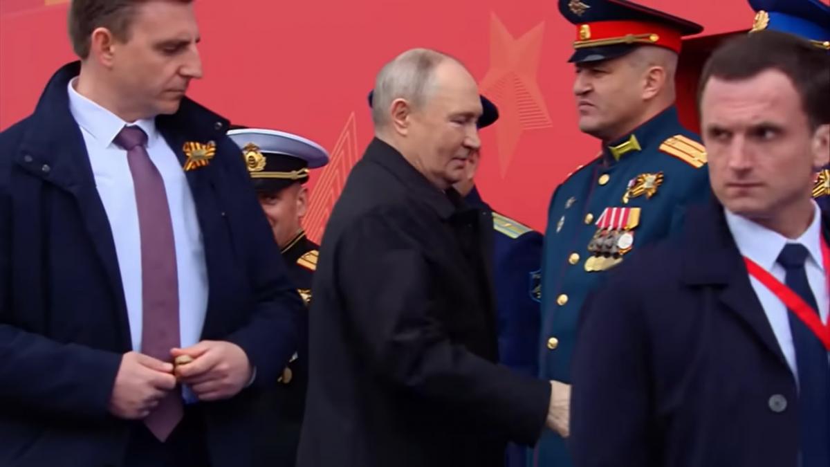 Из-за ударов по территории РФ окружение Путина начинает терять, недовольство растет, отметил Сотник Из-за ударов по территории РФ окружение Путина начинает терять, недовольство растет, отметил Сотник
