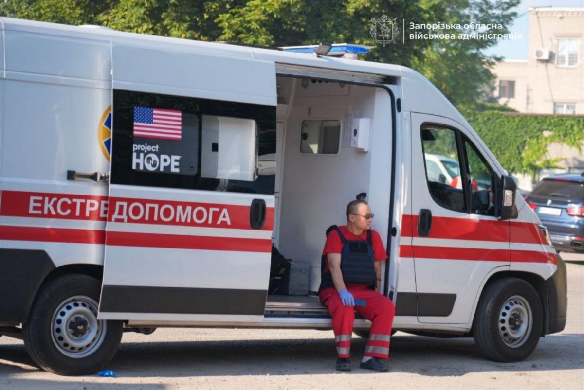 Наслідки удару по Запоріжжю 15 липня Наслідки удару по Запоріжжю 15 липня