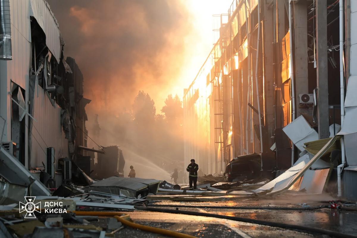 Последствия атаки РФ на Киев в ночь на 16 июля 2026 Последствия атаки РФ на Киев в ночь на 16 июля 2026