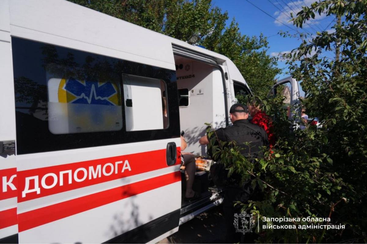 Наслідки удару по Запоріжжю 18 липня Наслідки удару по Запоріжжю 18 липня