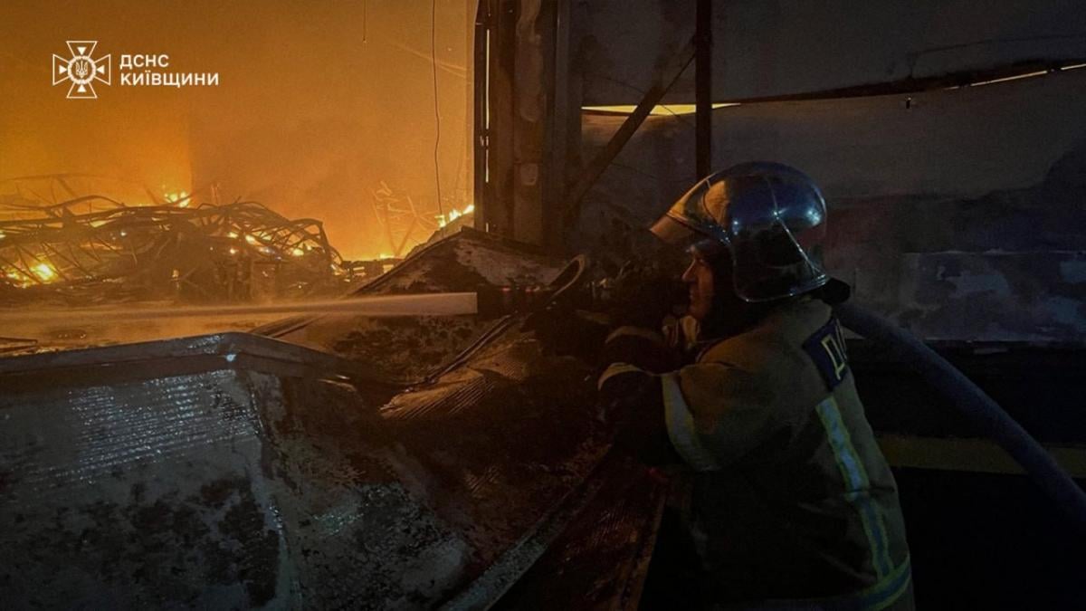 Наслідки удару по Києву і Київській області 19 липня Наслідки удару по Києву і Київській області 19 липня