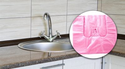 Для чого досвідчені господині надягають пакет на кухонний кран: несподіваний лайфхак Для чого досвідчені господині надягають пакет на кухонний кран: несподіваний лайфхак