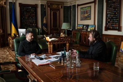 Намісник Києво-Печерської лаври Єпископ Авраамій зустрівся із Зеленським Намісник Києво-Печерської лаври Єпископ Авраамій зустрівся із Зеленським