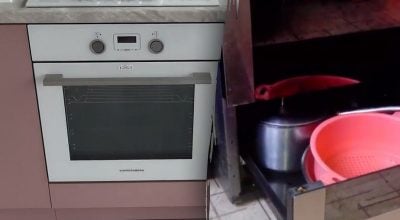 Як визначити, чи призначений нижній ящик вашої духовки для зберігання Як визначити, чи призначений нижній ящик вашої духовки для зберігання