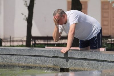 Украину накроет сильная жара: синоптик назвала дату резкого изменения погоды
