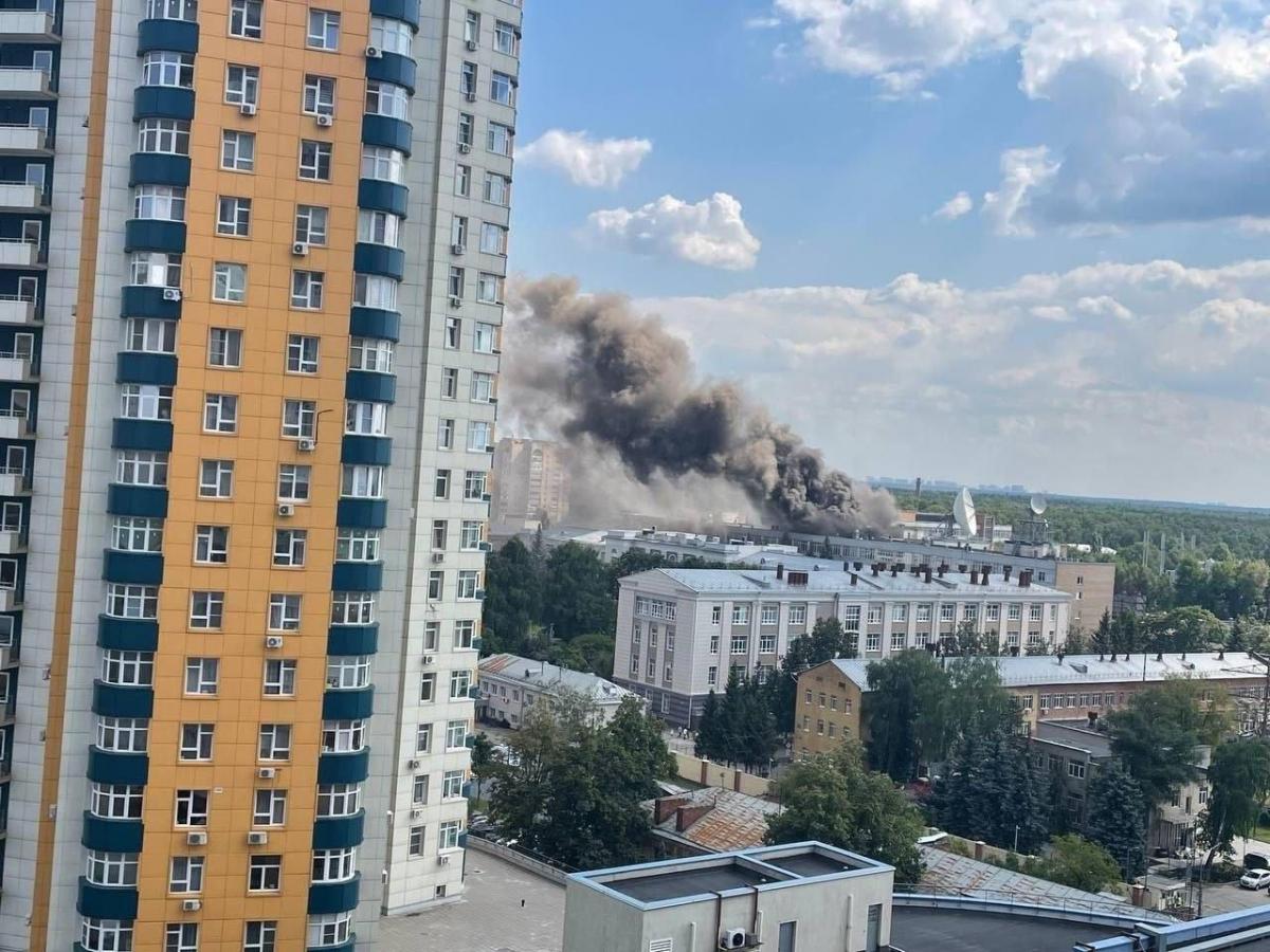 Під Москвою горить головний інститут Роскосмосу