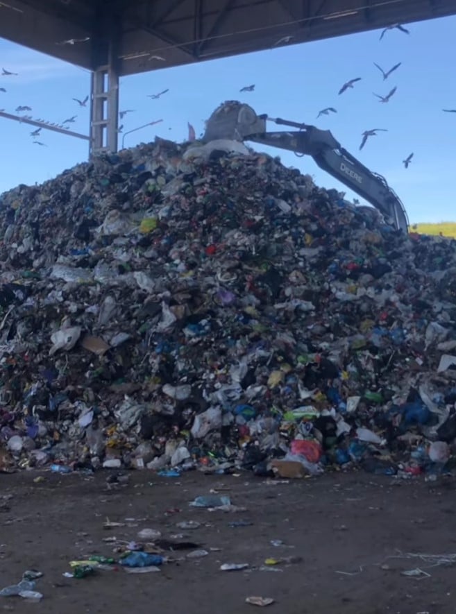 Лотерейний квиток опинився на звалищі Лотерейний квиток опинився на звалищі