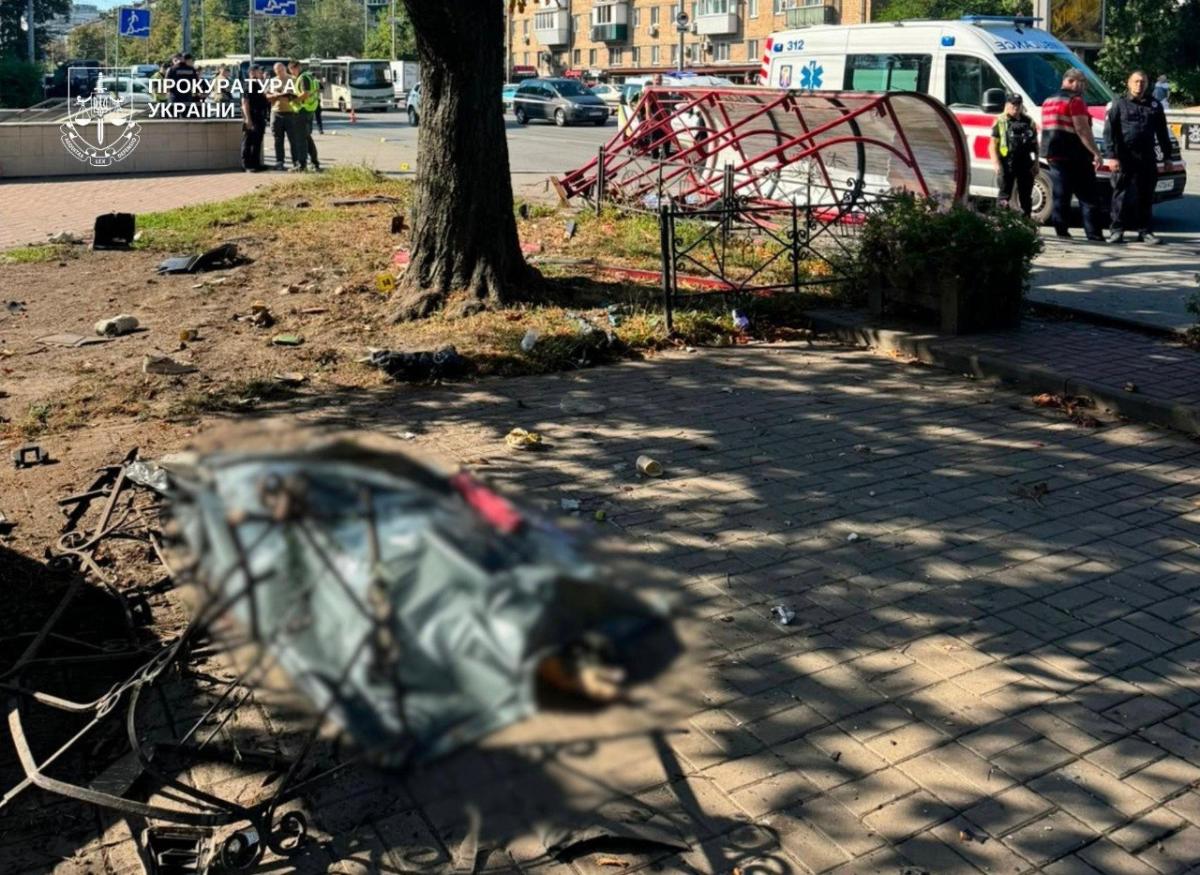 Смертельна ДТП в Києві 19 серпня Смертельна ДТП в Києві 19 серпня
