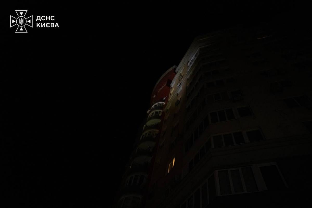 Наслідки удару по Києву в ніч на 25 серпня