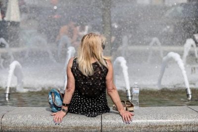 Після пекельних +40°C почнуться дощі з грозами: коли спека відступить Після пекельних +40°C почнуться дощі з грозами: коли спека відступить