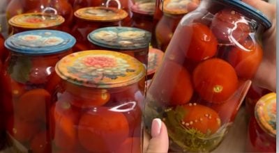 Мариновані помідори без зелені та спецій: простий рецепт на 1 літр води
