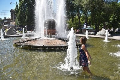 Від прохолодних ночей до спеки в +35: синоптик попередив про різку зміну погоди в Україні