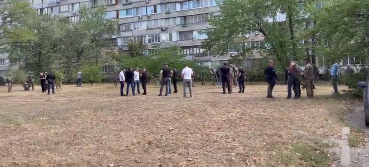 Стрілянина між СБУ та ГУР в Києві / Скріншот