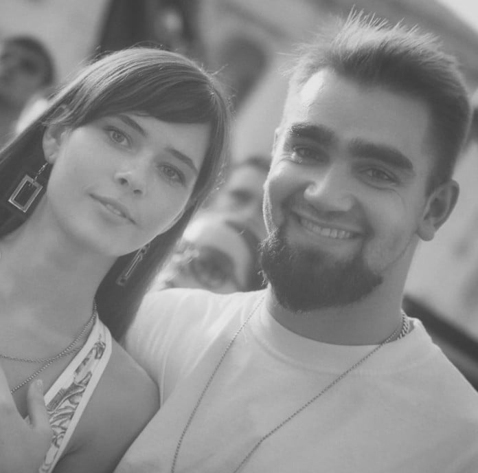 Юлия Санина публично обратилась к мужу, который уехал из Украины Юлия Санина публично обратилась к мужу, который уехал из Украины