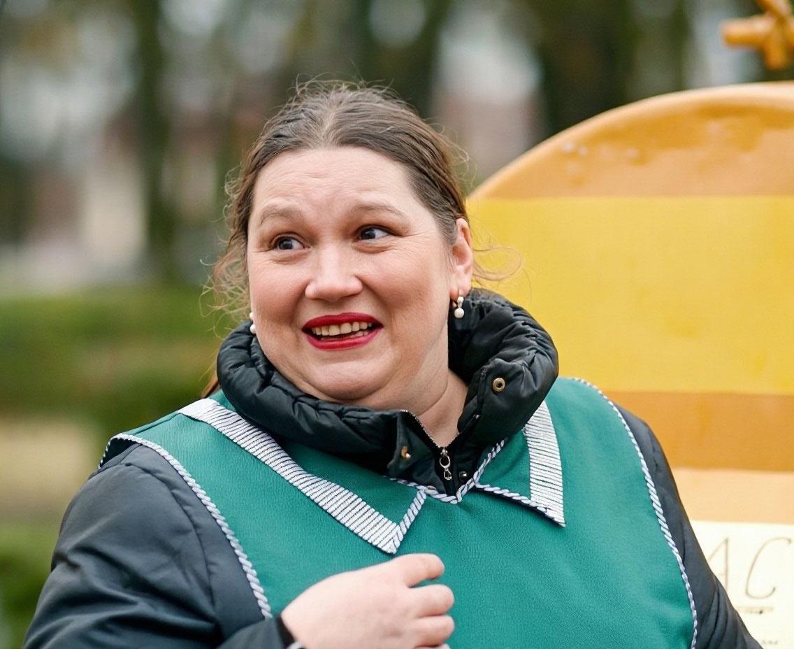Актриса снималась во многих сериалах Актриса снималась во многих сериалах