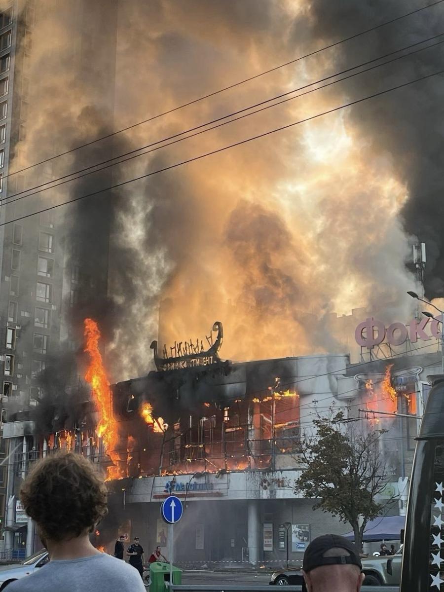 Наслідки удару по Дніпру 19 вересня Наслідки удару по Дніпру 19 вересня