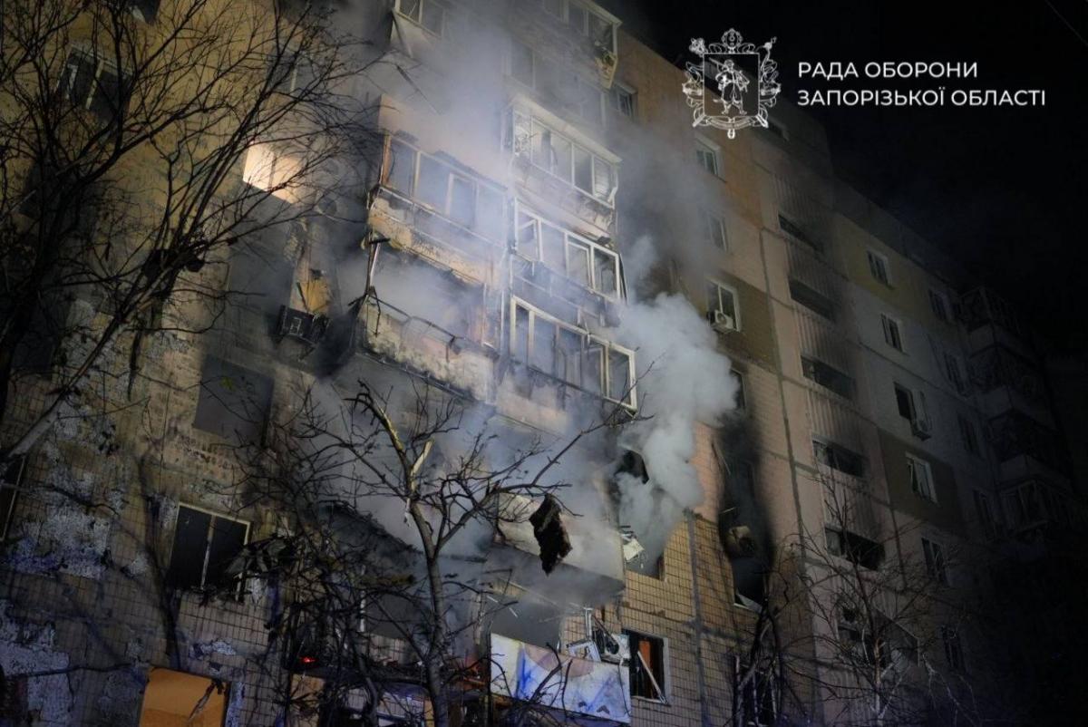 Последствия атаки РФ на Запорожье в ночь на 21 сентября Последствия атаки РФ на Запорожье в ночь на 21 сентября