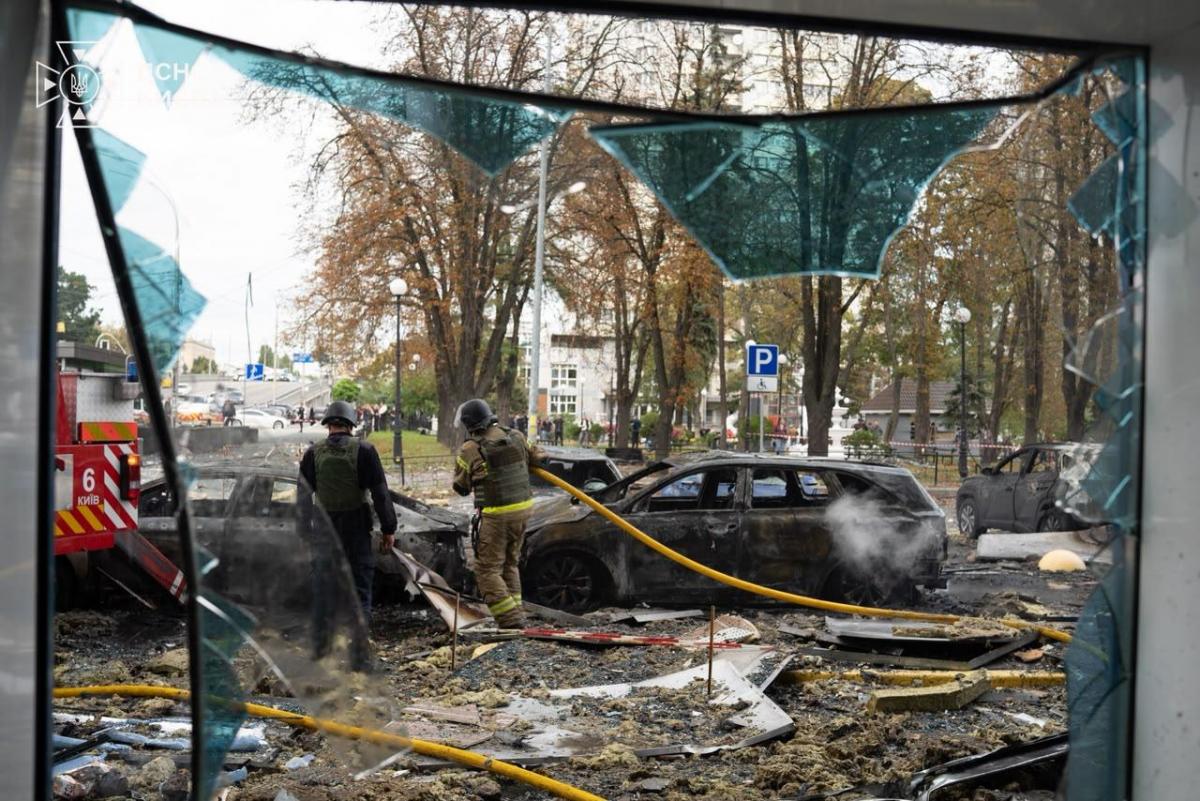 Наслідки удару по Києву 25 вересня Наслідки удару по Києву 25 вересня