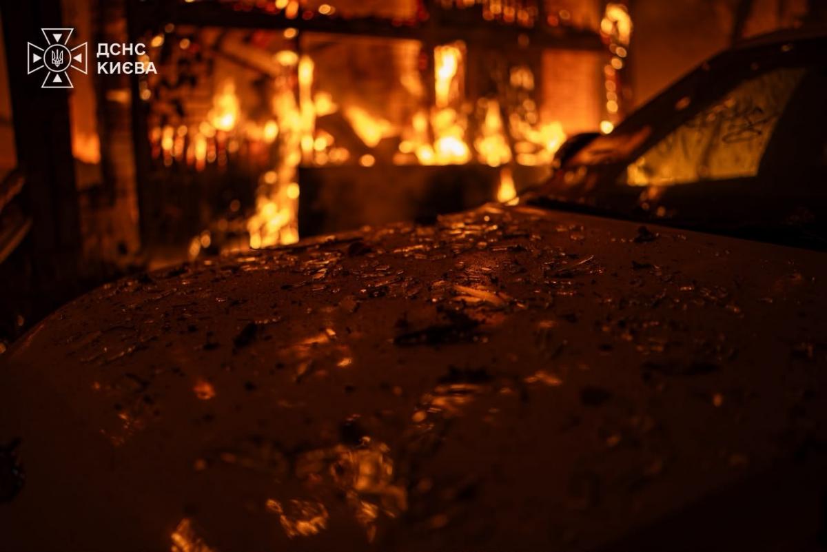 Наслідки удару по Києву 27 вересня