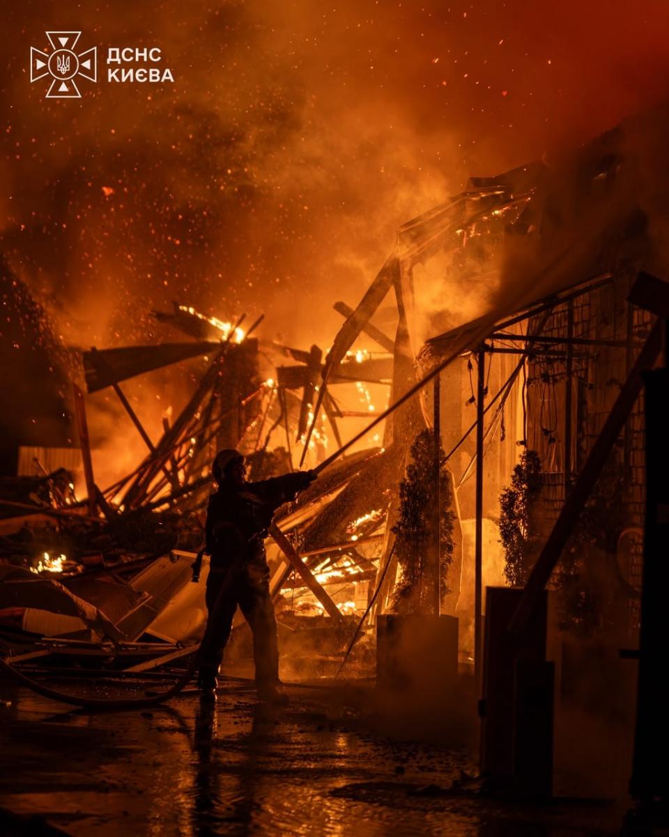 Наслідки удару по Києву 27 вересня