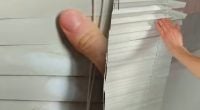 Не только от пыли: как отмыть жалюзи от жира и желтизны