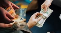 Євро стрімко полетів униз, а долар завмер: новий курс валют на 9 вересня
