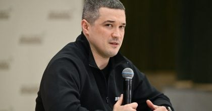 Михайло Федоров на посаді міністра оборони наперед витратив мільярди, які зараз мають йти на виплати військовим, - нардеп