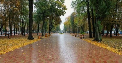 Холод, затяжні дощі і шквали вітру: коли в Україні різко зіпсується погода