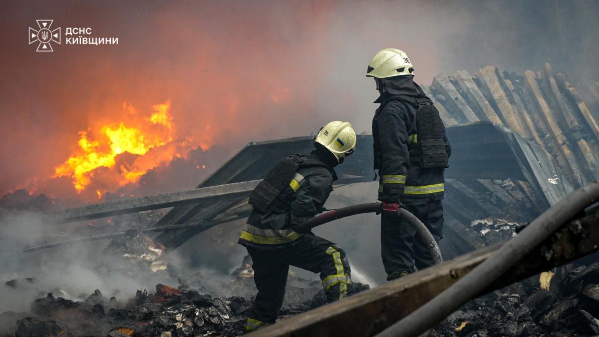 Последствия удара по Бучанскому району Киевской области 8 октября