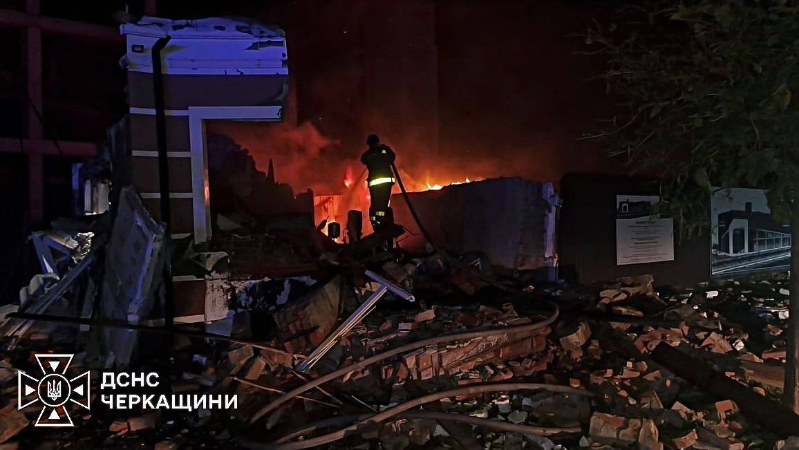 Последствия удара по Умани 16 октября