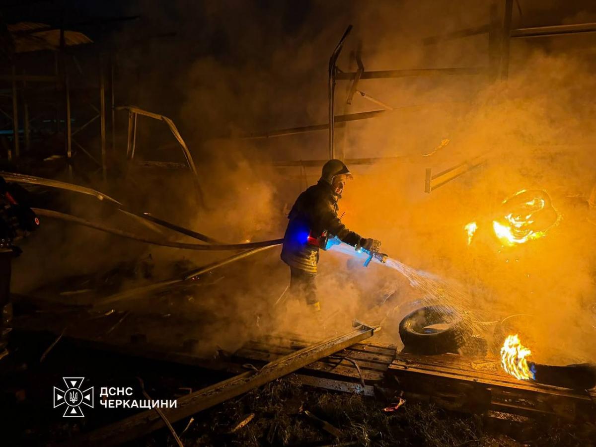 Последствия удара по Умани 16 октября