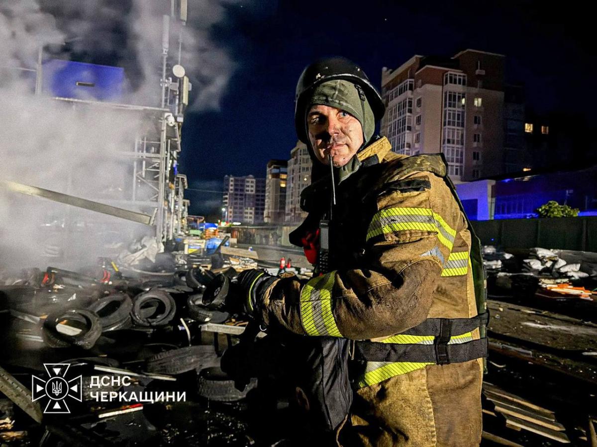 Последствия удара по Умани 16 октября