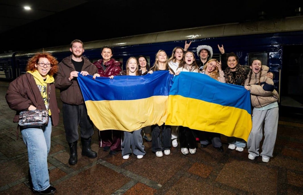 Представительница Украины на "Детском Евровидении-2026" отправилась на конкурс