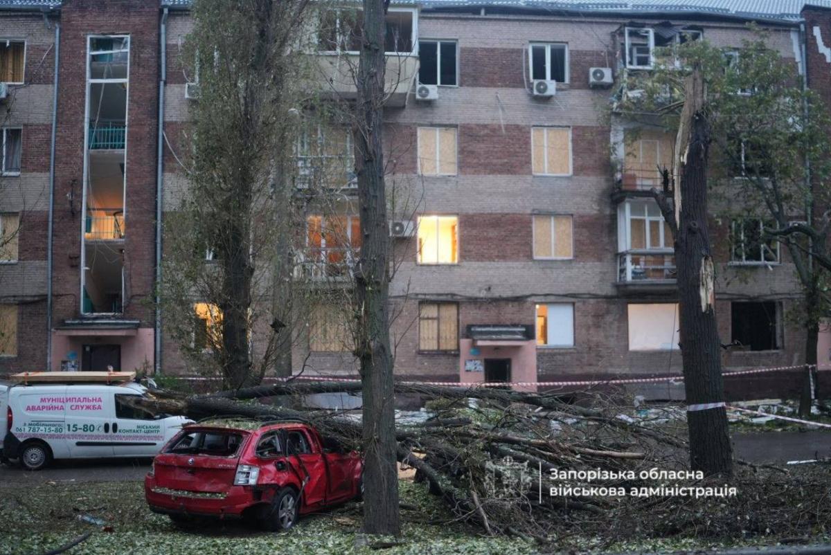 Последствия удара по Запорожью 18 октября