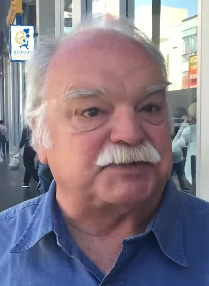 Умер Ричард Рил 