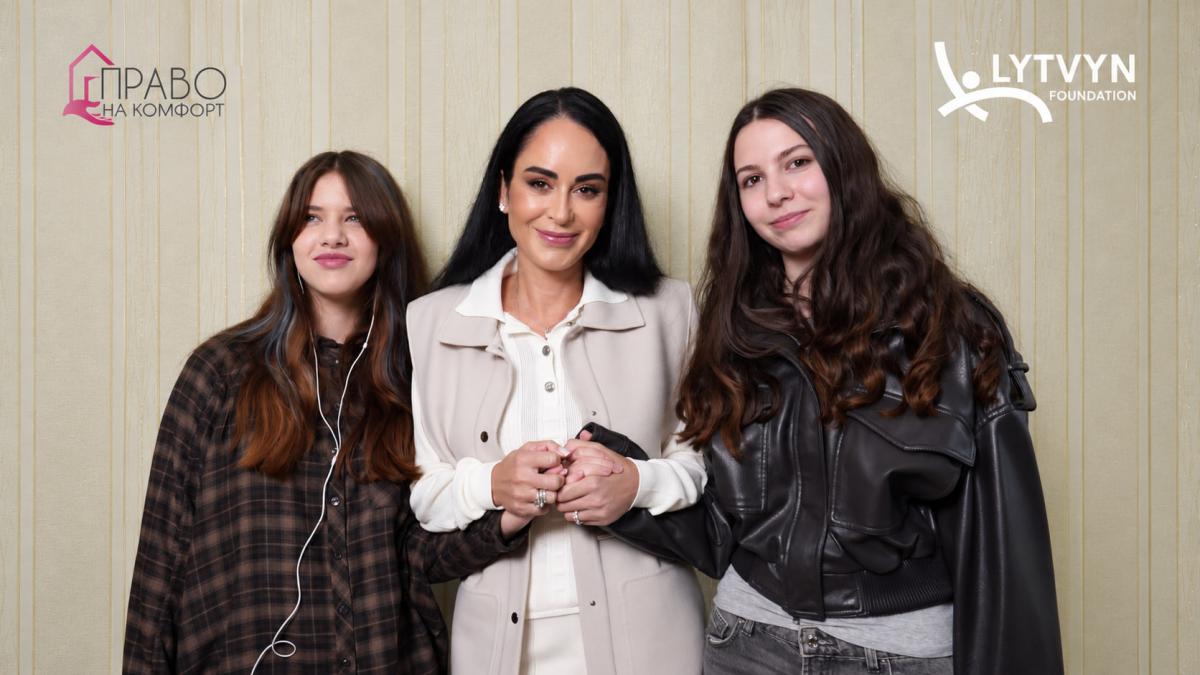 Втратили маму та рідний дім: Lytvyn Foundation купив квартиру для сестер з Дружківки Втратили маму та рідний дім: Lytvyn Foundation купив квартиру для сестер з Дружківки
