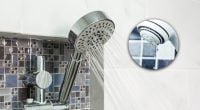 Напор воды в душе снова станет сильным: поможет обычный пакет