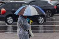 Украину накроют дожди и сильный ветер: где сохранится тепло до +15 градусов